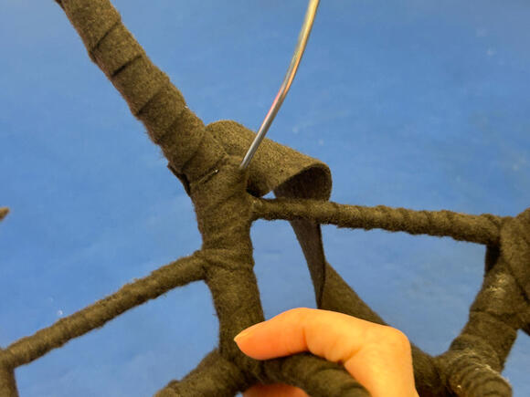 "Tree of Gravity" Headpiece Base Wrapping